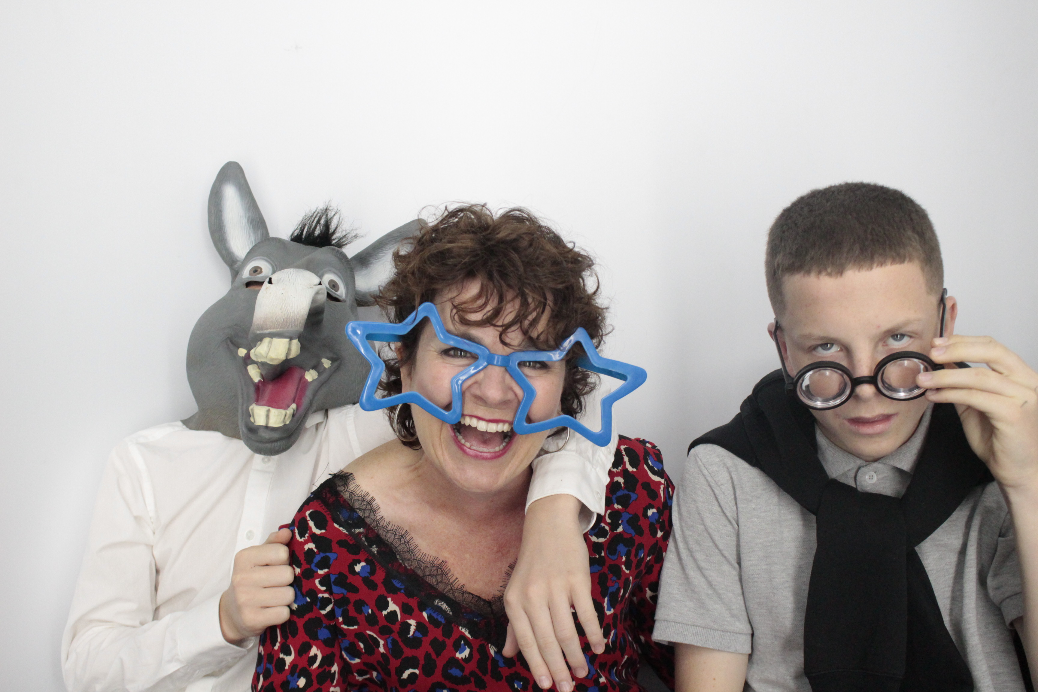 Helen & Rob | View more photos from the event at gallery.myphotoboothexperience.co.uk/u/MyPhotoBoothExperienceLtd/Helen-Rob